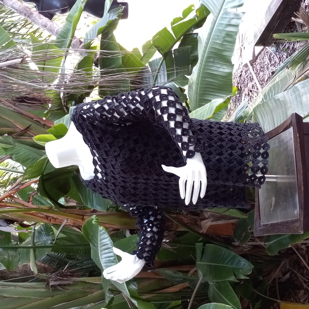 Crochet top - Picture 3 of 9